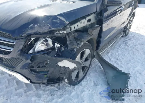 2017 Mercedes-Benz Gle 350 4Matic z USA, uszkodzony, nr VIN 4JGDA5HB8HA818689